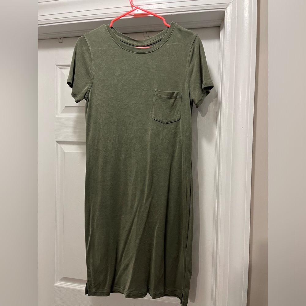 Abercrombie T Shirt Dress, size small tall